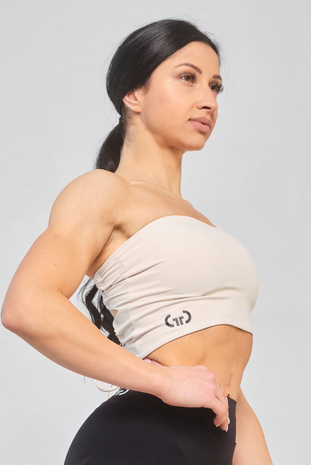 Cream Crossback Bralette for Women – Seamless, Light Support Gym Wear | Soft Breathable Fabric