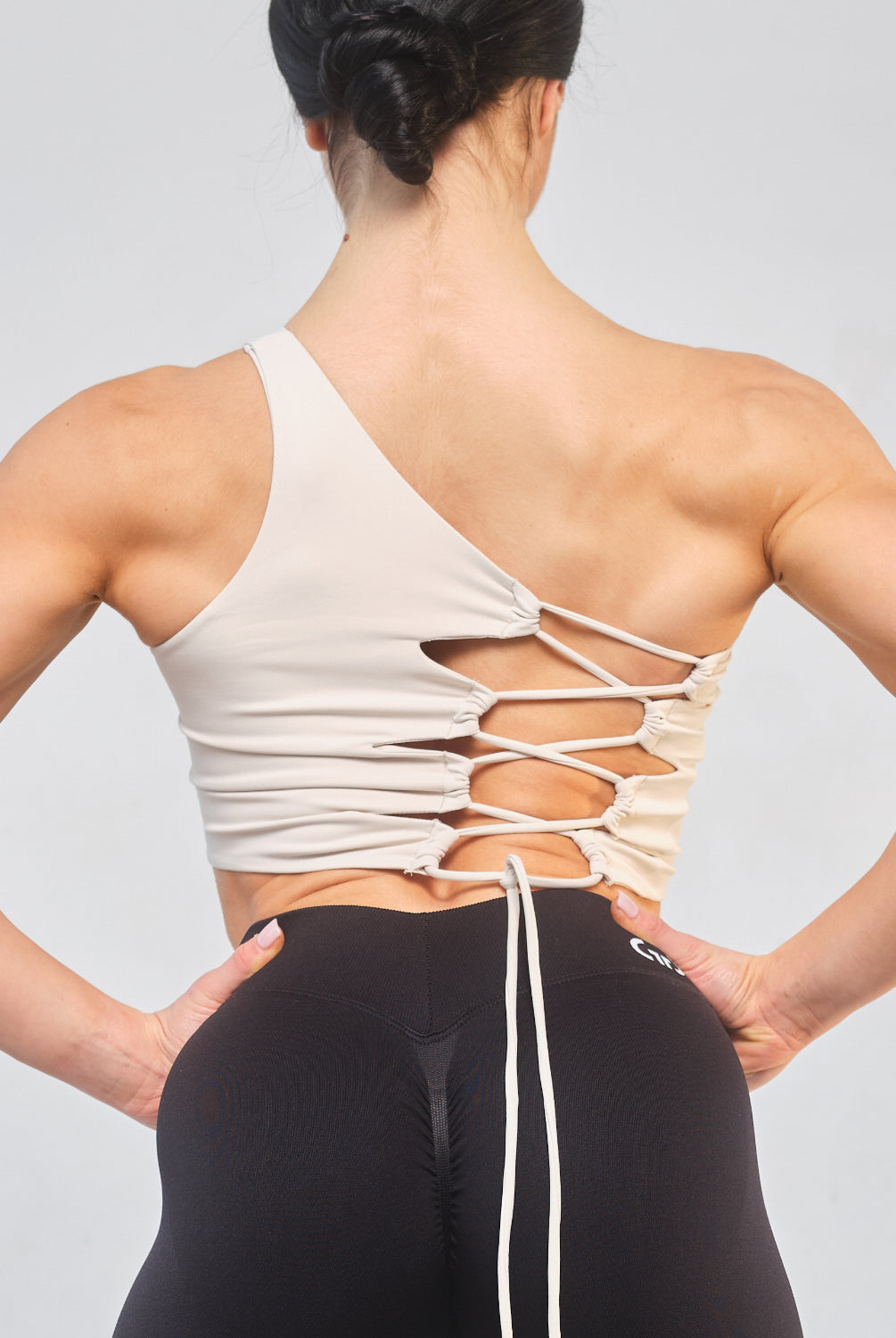 Cream Crossback Bralette for Women – Seamless, Light Support Gym Wear | Soft Breathable Fabric