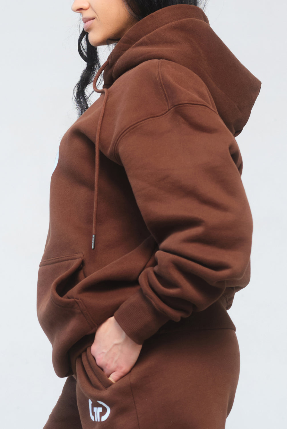 Athleisure Hoodie for Women in Brown – Ultra-Soft Fabric, Relaxed Fit with Drawstring Hood & Pockets