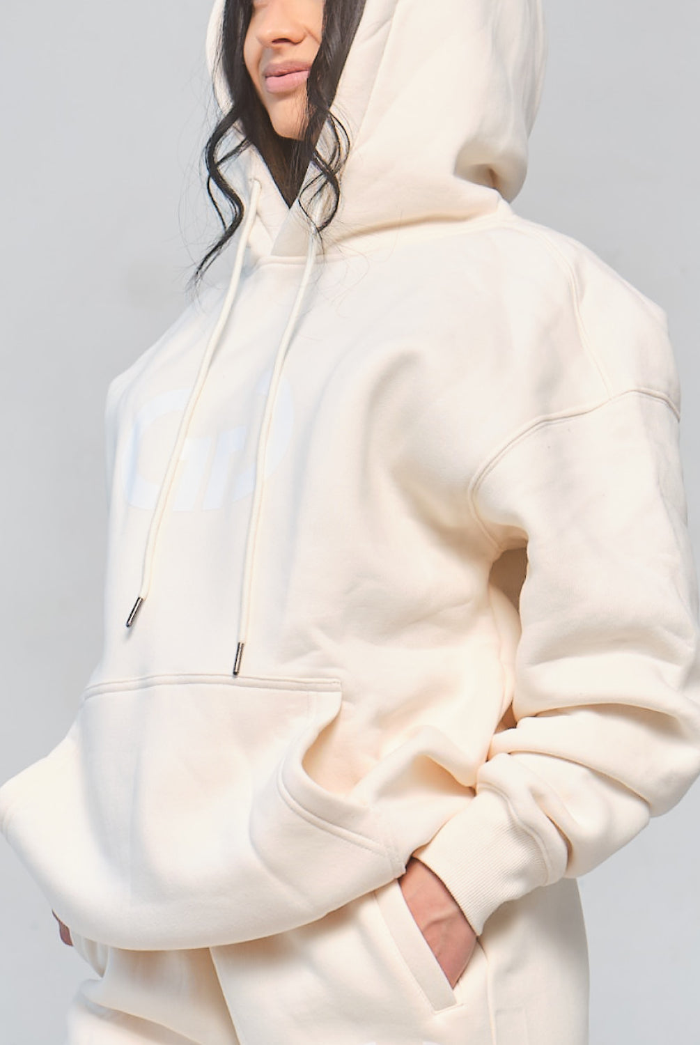 Athleisure Hoodie for Women in Cream – Ultra-Soft Fabric, Relaxed Fit with Drawstring Hood & Pockets