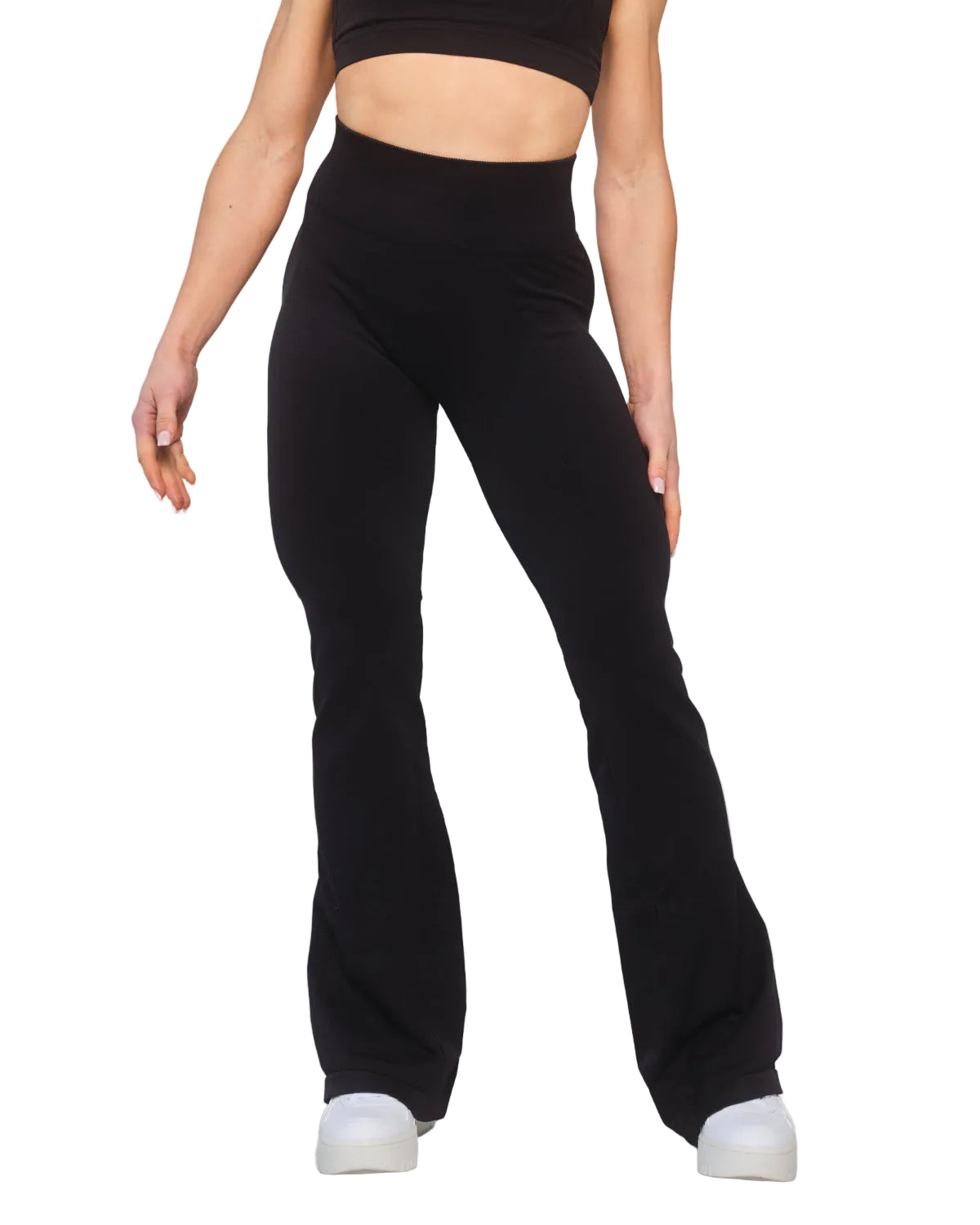 Scrunch Flare Trousers for Women in Black – Figure-Enhancing Fit with Flared Leg and Scrunch Detail